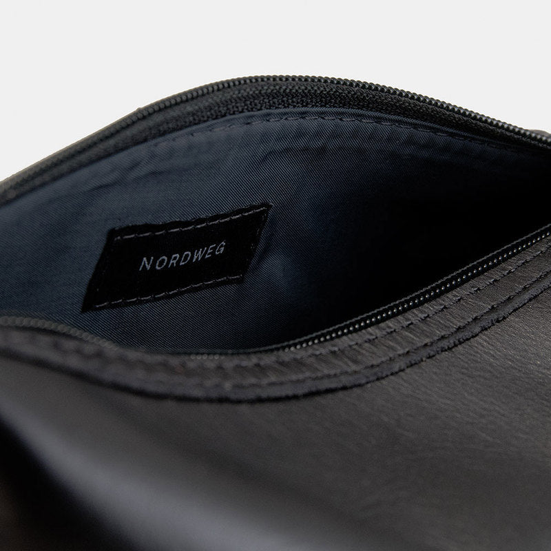 Leather Toiletry Bag Nomad NW084