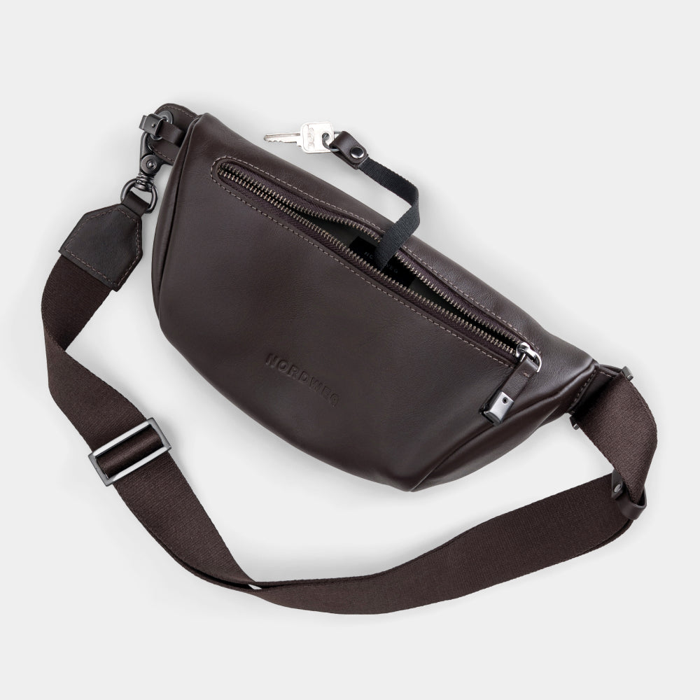 Pulse Leather Sling Bag in Coffee, key detail