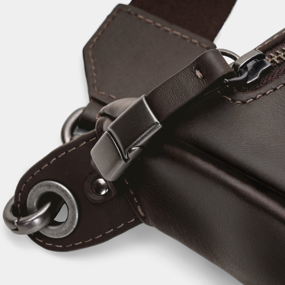 Pulse Leather Sling Bag in Coffee, zipper lock detail