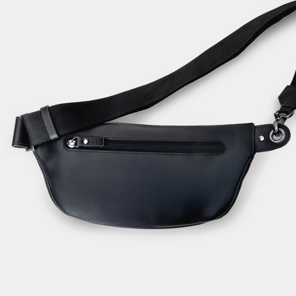 Pulse Leather Sling Bag in Black, back view