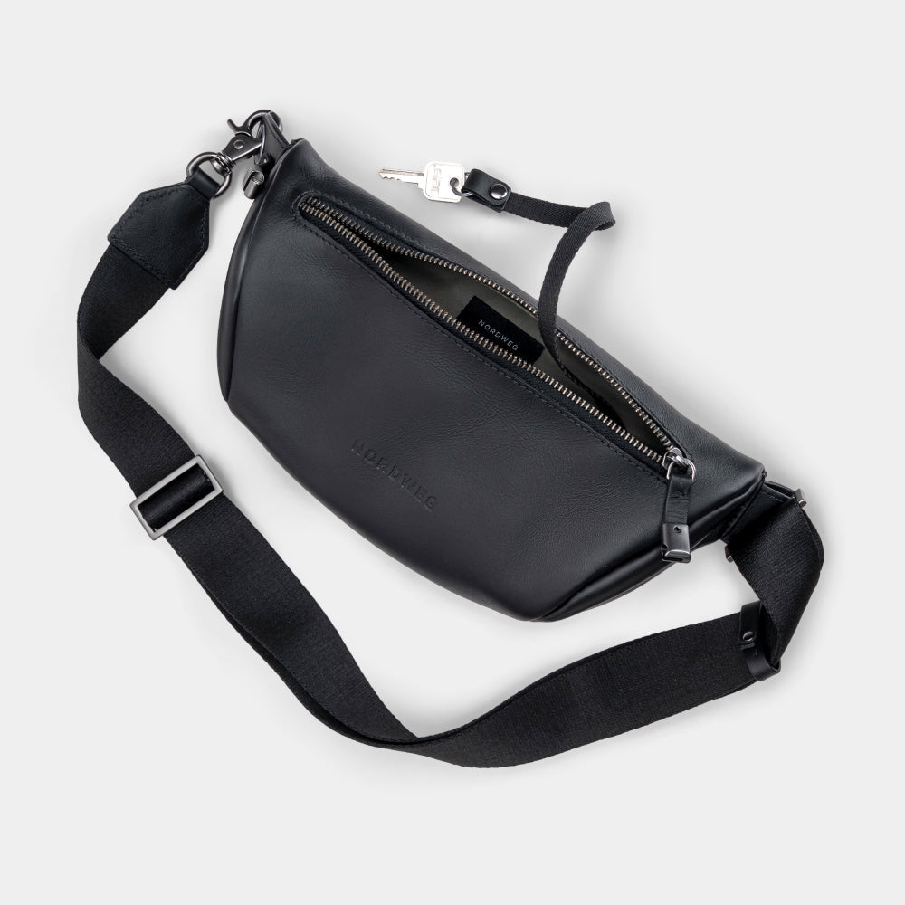 Pulse Leather Sling Bag in Black, key detail